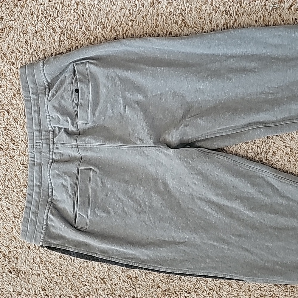 Lululemon Joggers - Picture 5 of 12